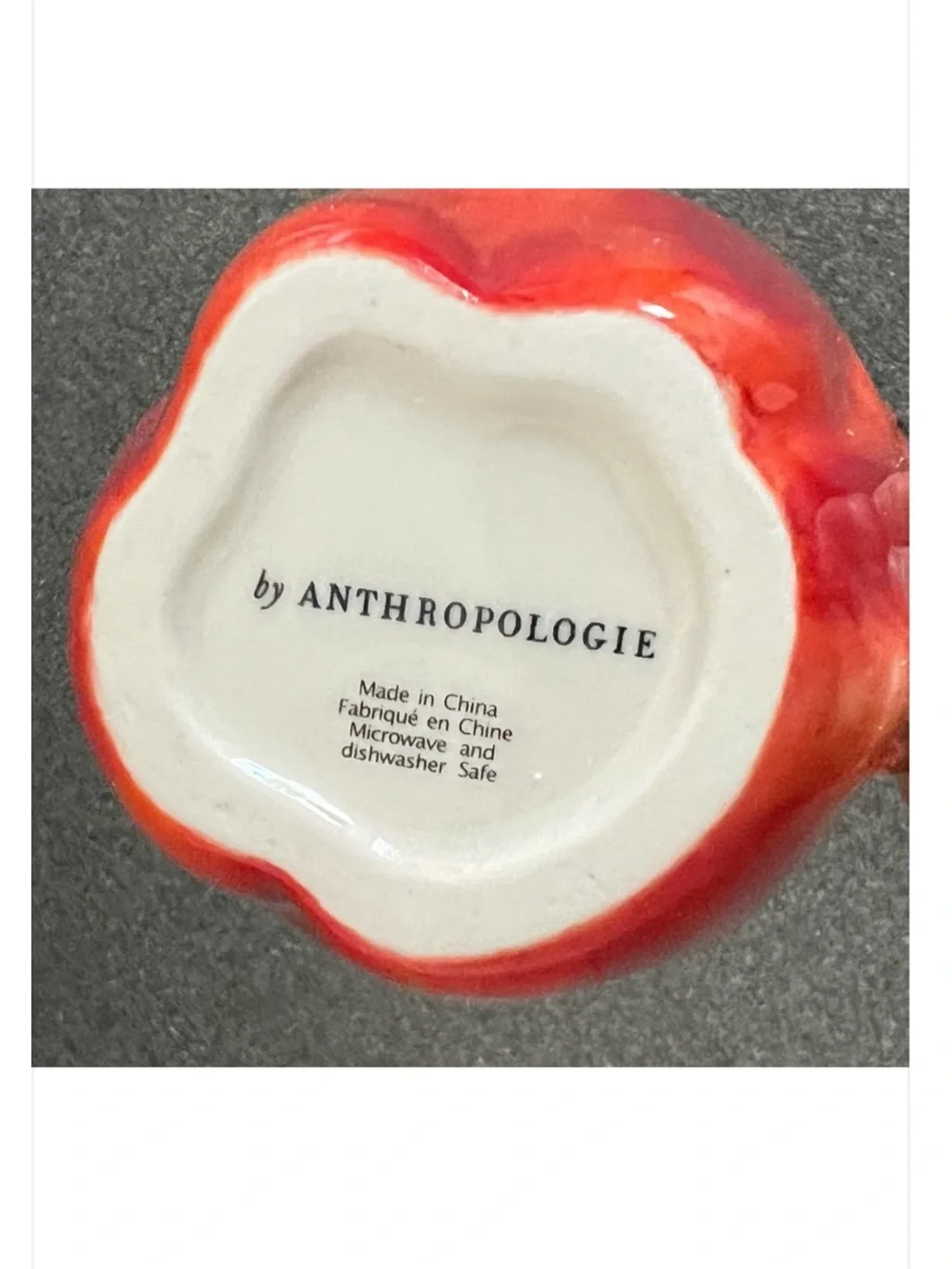 Anthropologie Cider Season Hand Painted Glazed Stoneware 2 Apple Mugs Open Box
